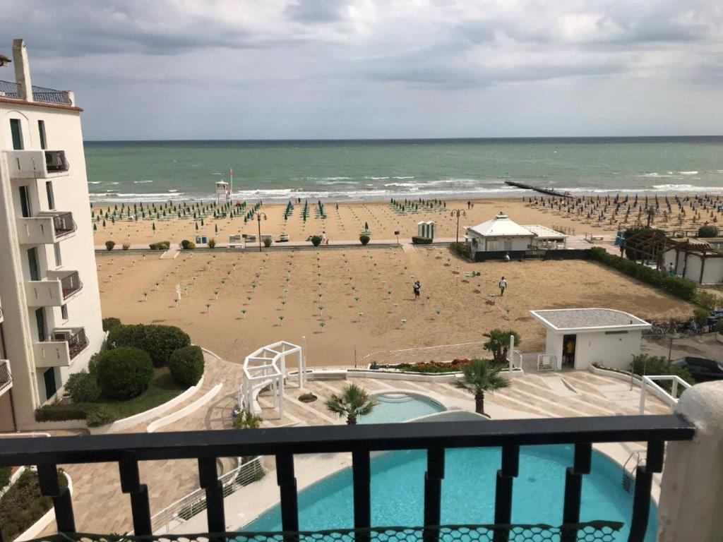 Residence El Palmar Da Colla リド・ディ・イエゾロ エクステリア 写真