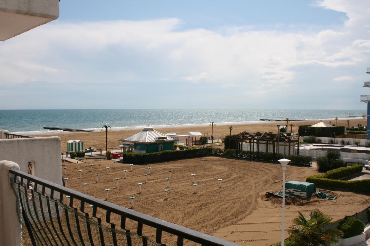 Residence El Palmar Da Colla リド・ディ・イエゾロ エクステリア 写真
